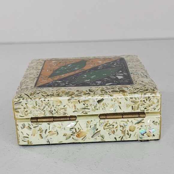 Vintage Mosaic Trinket Box With Leaf Design Hinged Lid Mother Of Pearl - Picture 3 of 8
